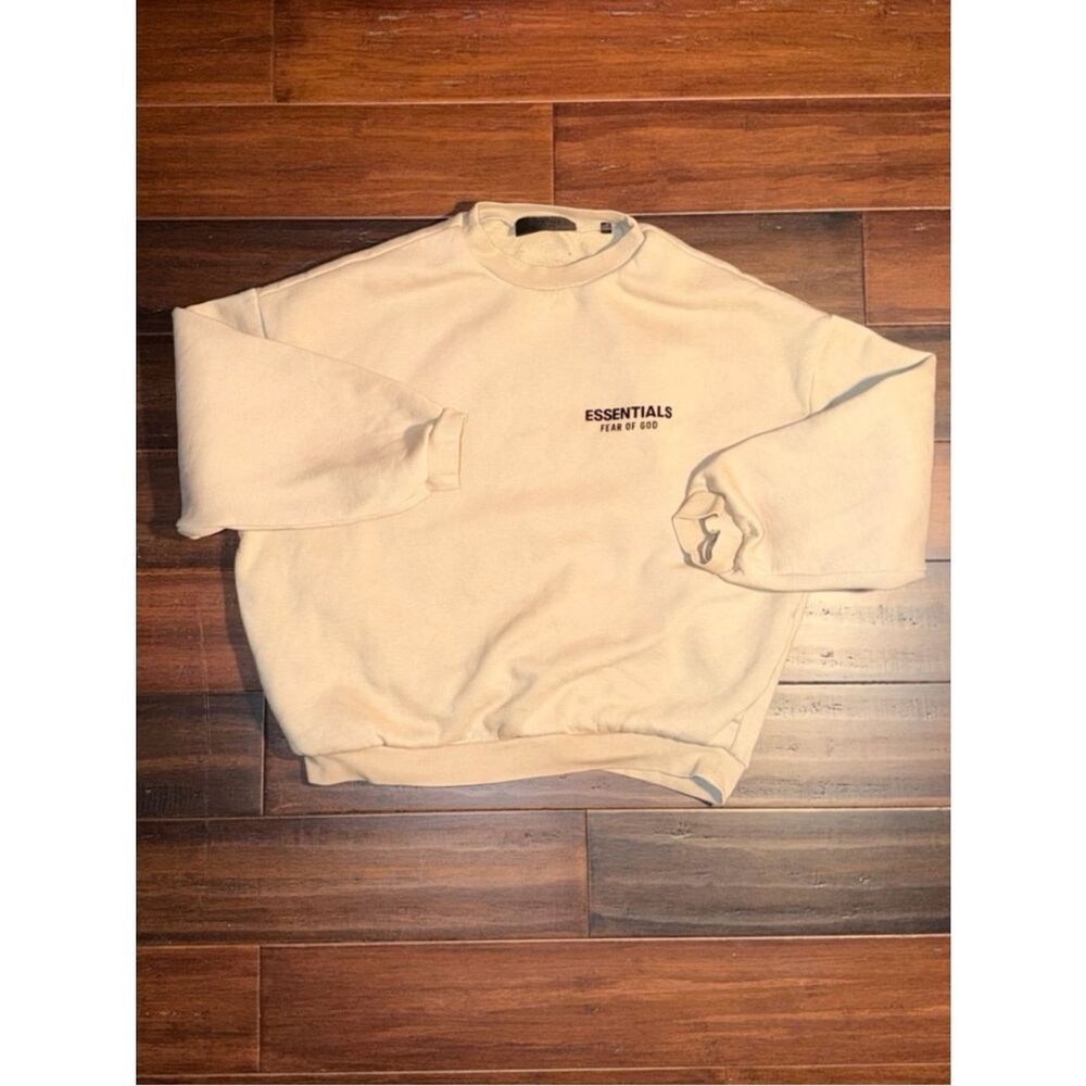 Essentials Sweatshirt